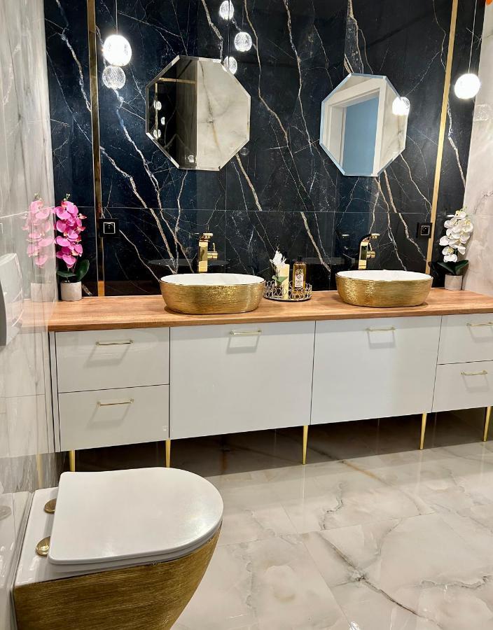 Golden Luxury Suite Nowy Dwór Mazowiecki Zewnętrze zdjęcie
